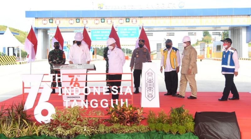 Diresmikan Presiden RI Joko Widodo, Jalan Tol Pertama di Pulau Kalimantan Beroperasi Penuh Dari Balikpapan Hingga Samarinda